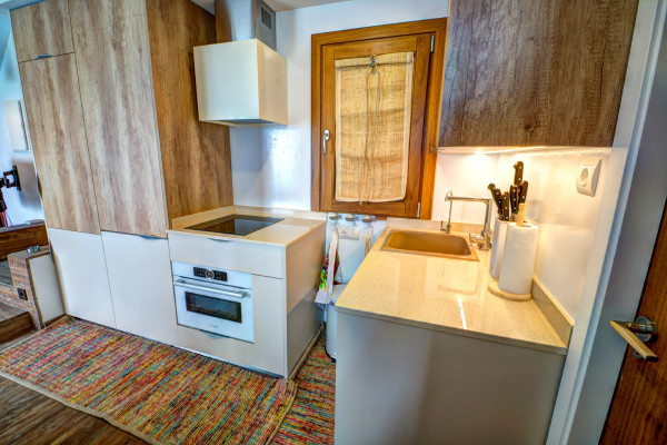 #7376 - The Magic Sea Front | Holiday Rentals | Hello Homes Sitges