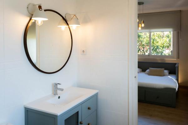 #74208 - Villa Rocamar | Holiday Rentals | Hello Homes Sitges