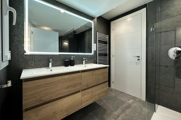 #74371 - Urban Waves | Holiday Rentals | Hello Homes Sitges