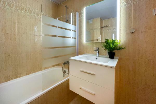 #74919 - Sunlight | Holiday Rentals | Hello Homes Sitges