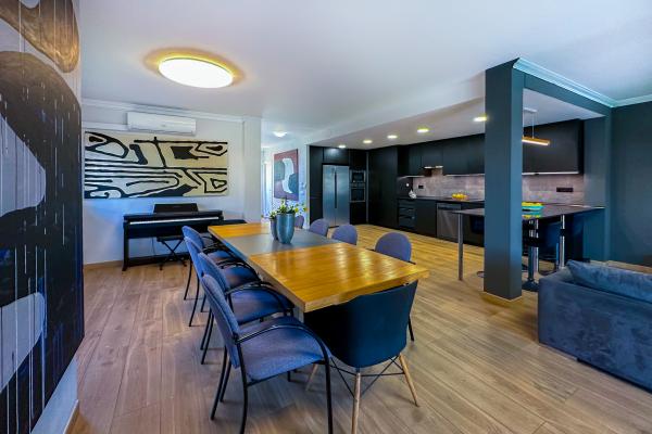 #75291 - Villa Rocamar | Holiday Rentals | Hello Homes Sitges