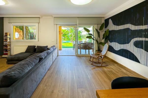#75295 - Villa Rocamar | Holiday Rentals | Hello Homes Sitges