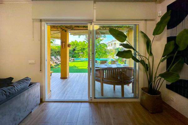 #75296 - Villa Rocamar | Holiday Rentals | Hello Homes Sitges