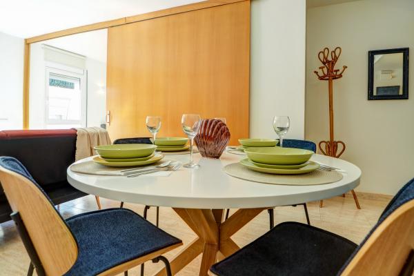 #75707 - Bonaire Apartment | Holiday Rentals | Hello Homes Sitges