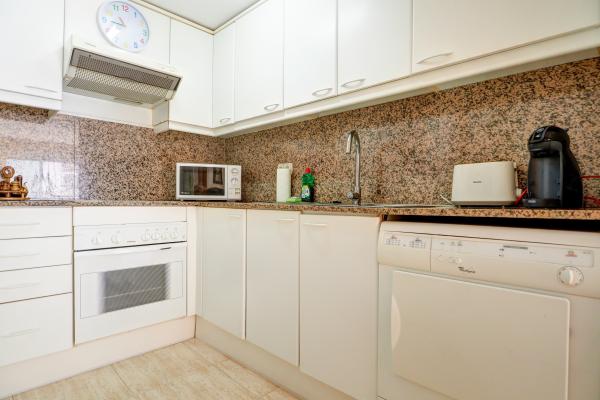 #75710 - Bonaire Apartment | Holiday Rentals | Hello Homes Sitges