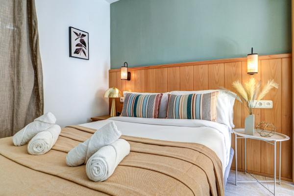 #75714 - Bonaire Apartment | Holiday Rentals | Hello Homes Sitges