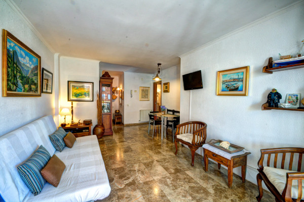 #7588 - The Rose | Holiday Rentals | Hello Homes Sitges