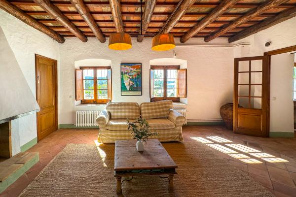 #77309 - Masia Palou Alt | Holiday Rentals | Hello Homes Sitges