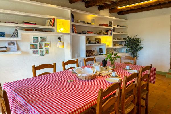 #77318 - Masia Palou Alt | Holiday Rentals | Hello Homes Sitges