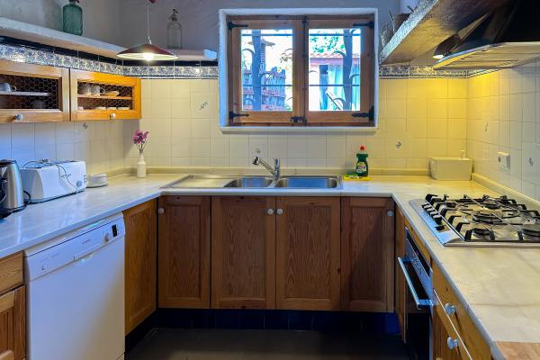 #77327 - Masia Palou Alt | Holiday Rentals | Hello Homes Sitges