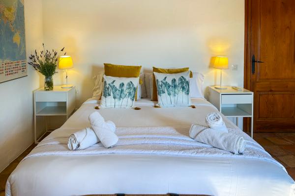 #77335 - Masia Palou Alt | Holiday Rentals | Hello Homes Sitges