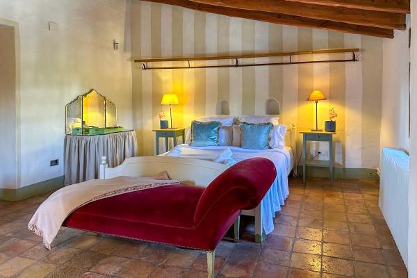 #77342 - Masia Palou Alt | Holiday Rentals | Hello Homes Sitges