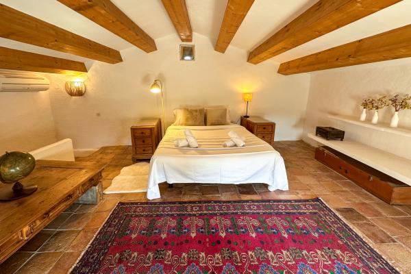 #77347 - Masia Palou Alt | Holiday Rentals | Hello Homes Sitges