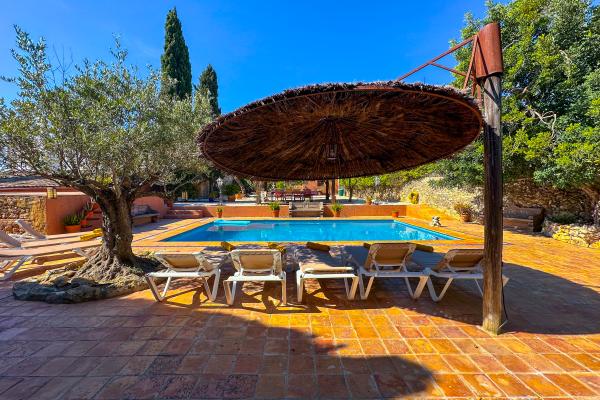 #77353 - Masia Palou Alt | Holiday Rentals | Hello Homes Sitges