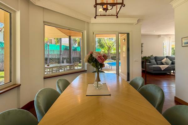 #78636 - Villa Terramar | Holiday Rentals | Hello Homes Sitges
