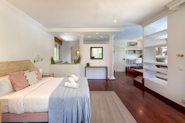 #78657 - Villa Terramar | Holiday Rentals | Hello Homes Sitges