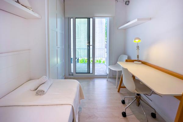 #80144 - The Luxor Apartment | Holiday Rentals | Hello Homes Sitges