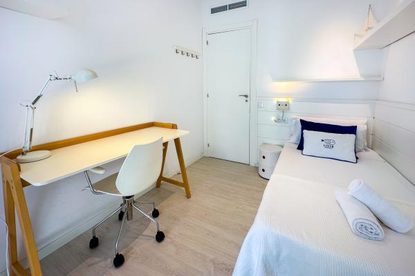 #80146 - The Luxor Apartment | Holiday Rentals | Hello Homes Sitges