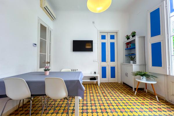 #80974 - Gaudi Apartment | Holiday Rentals | Hello Homes Sitges