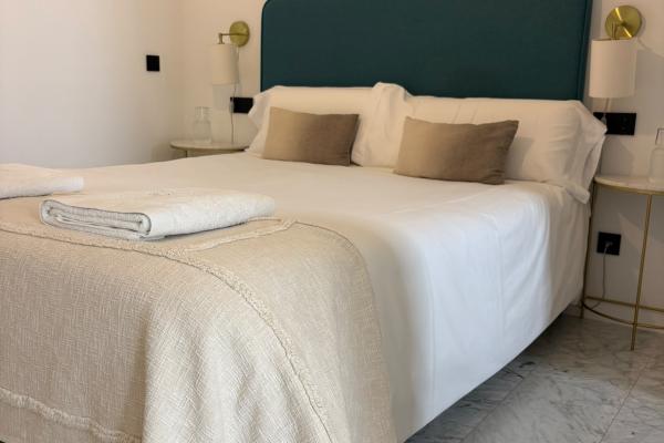 #81963 - Malvasia 1 Bedroom | Holiday Rentals | Hello Homes Sitges