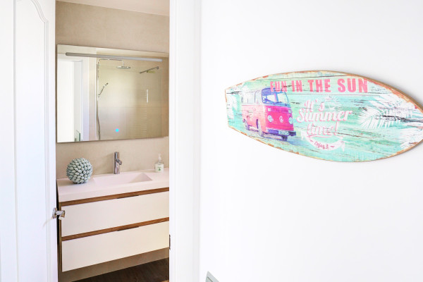 #8236 - Beachstyle Penthouse | Holiday Rentals | Hello Homes Sitges