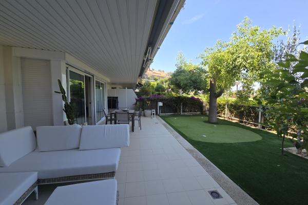 Golf Apartment