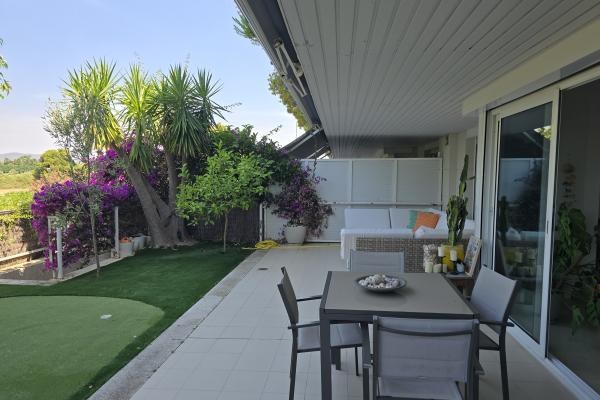 Golf Apartment