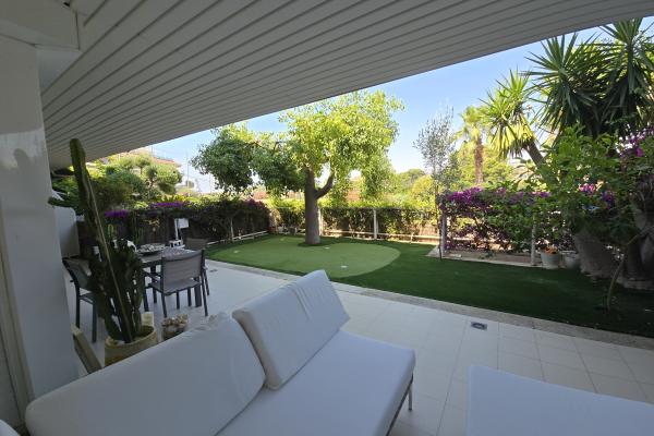 #84710 - Golf Apartment | Alquiler Vacacional | Hello Homes Sitges
