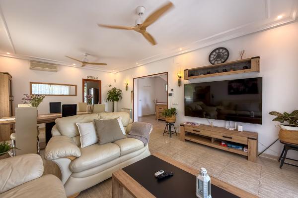 #85339 - Villa Claudia | Alquiler Vacacional | Hello Homes Sitges