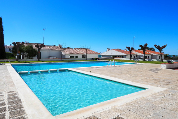 #8757 - The Moon Studio | Holiday Rentals | Hello Homes Sitges