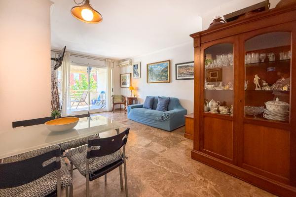 #89017 - The Rose | Alquiler Vacacional | Hello Homes Sitges