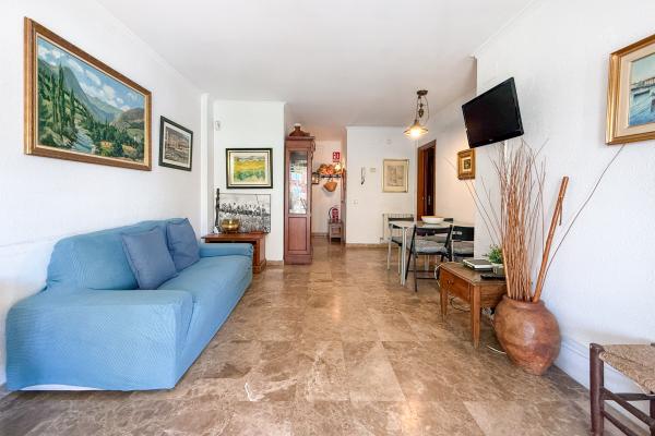 #89018 - The Rose | Alquiler Vacacional | Hello Homes Sitges