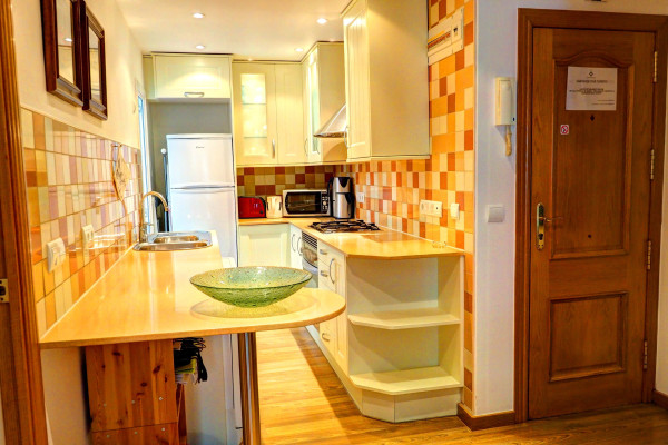 #9896 - Olivia Apartment | Holiday Rentals | Hello Homes Sitges