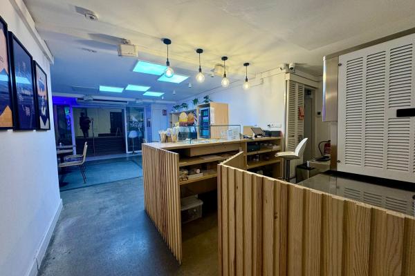 #47725 - Commercial | Centre, Sitges 