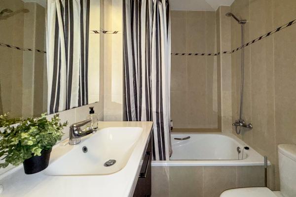 #54481 - Appartement - Centre, Sant Pere de Ribes | Immobilier | Hello Homes Sitges
