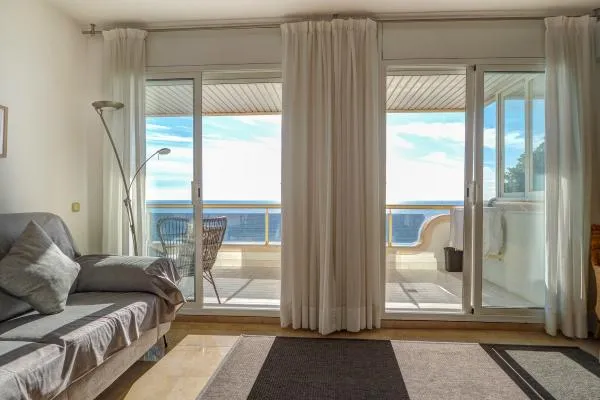 Ocean Skyline Penthouse