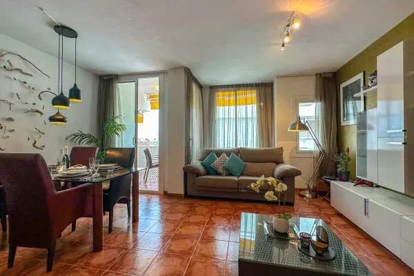 Sira House