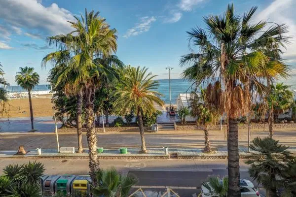 Las Ventanas Sea Front