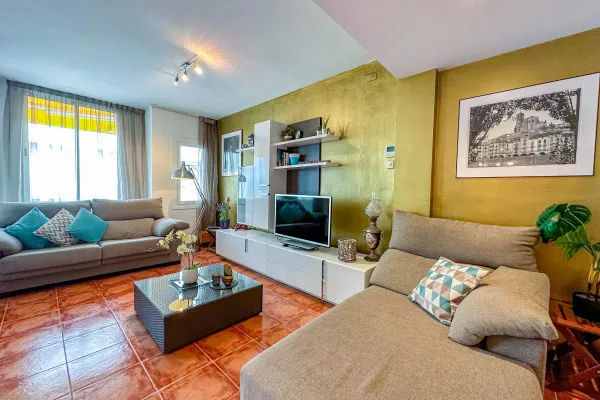Sira House