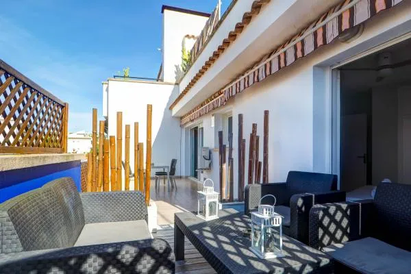 Amazing Terrace in the Center